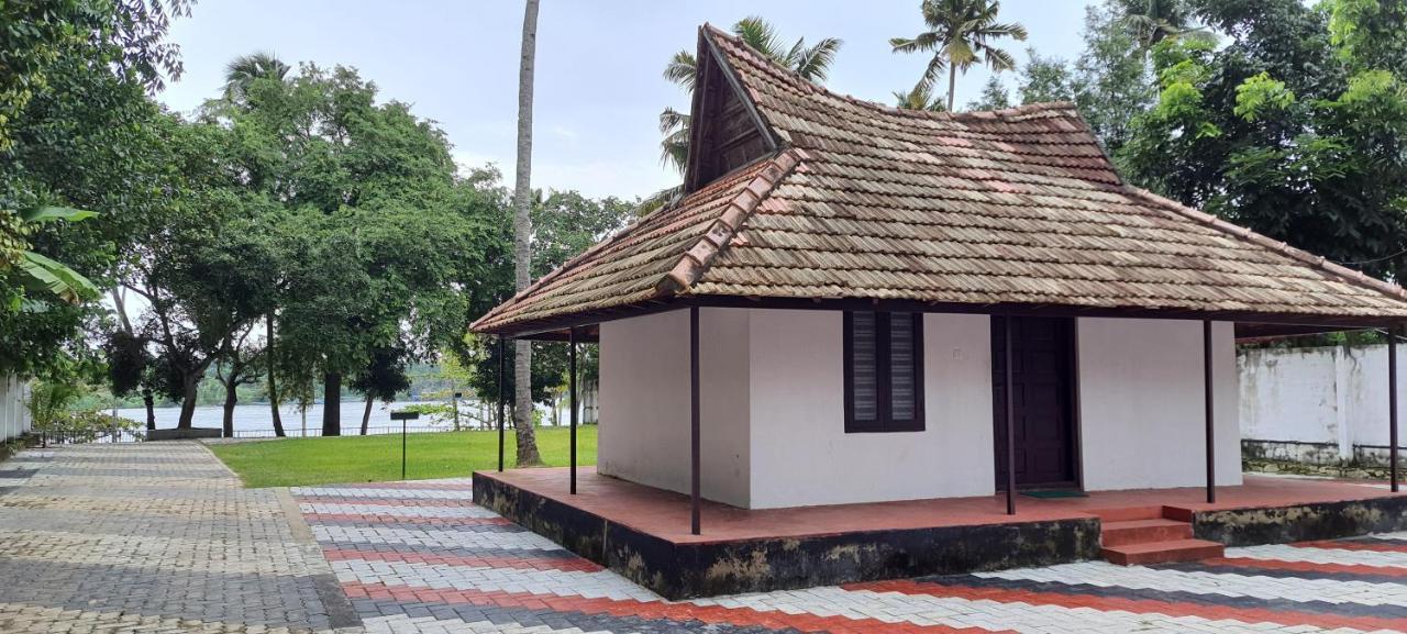 Ripples Service Villas Kollam Zewnętrze zdjęcie