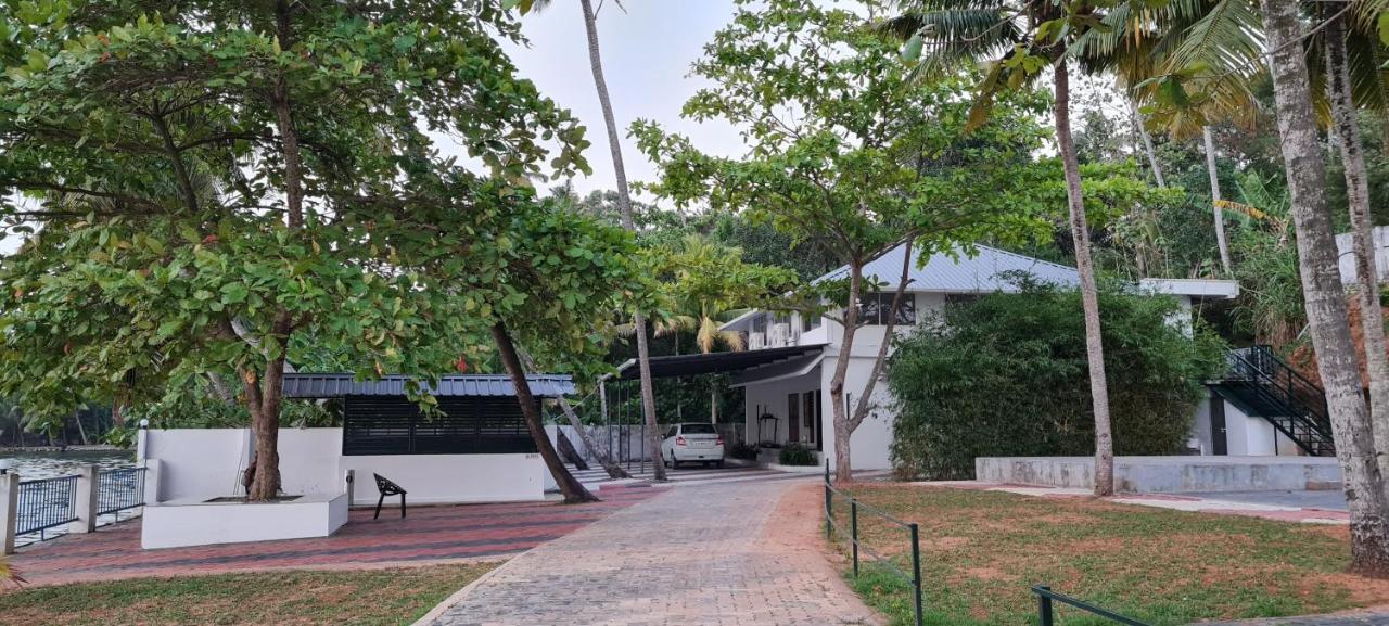 Ripples Service Villas Kollam Zewnętrze zdjęcie